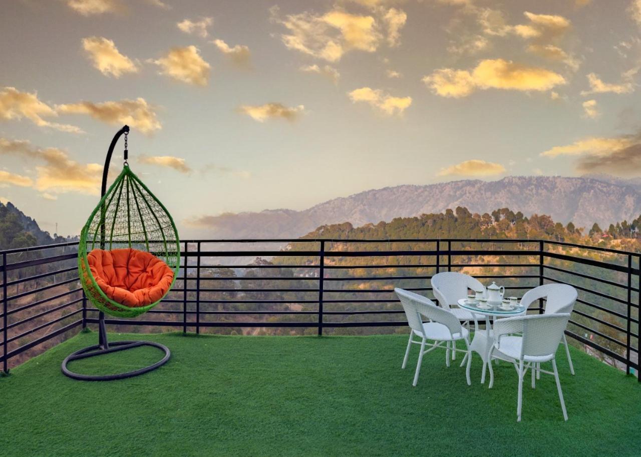 Mystic Kasauli I Pvt Balcony I Peacefull Area I Serviced Apt I By Exotic Stays Buitenkant foto